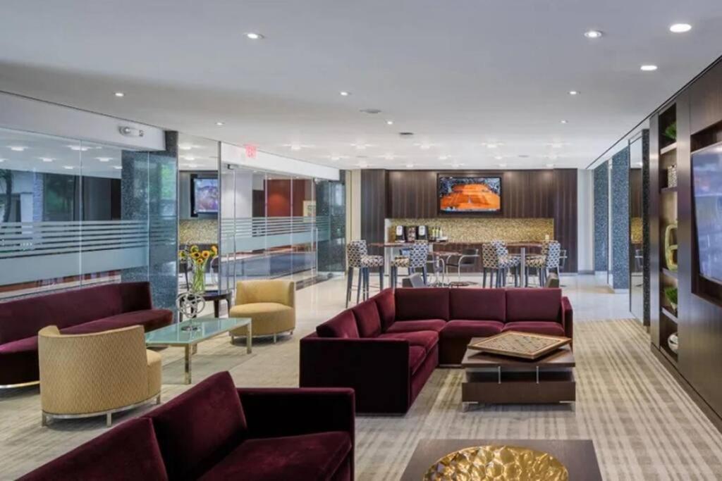 Elegant W Views At Crystal * Arlington